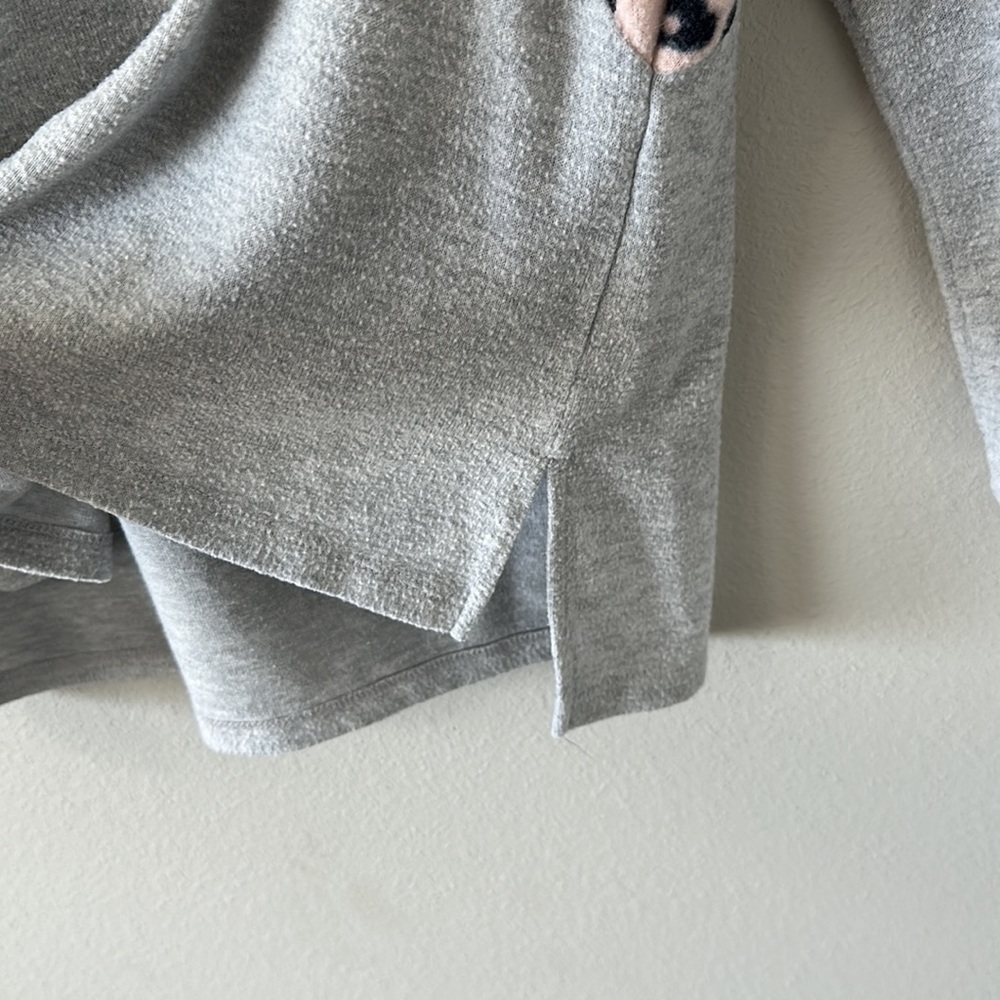 Staccato Gray/Leopard Print Color Block Long Slee… - image 8